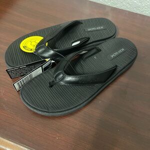 Body Glove Women's Black Sandals